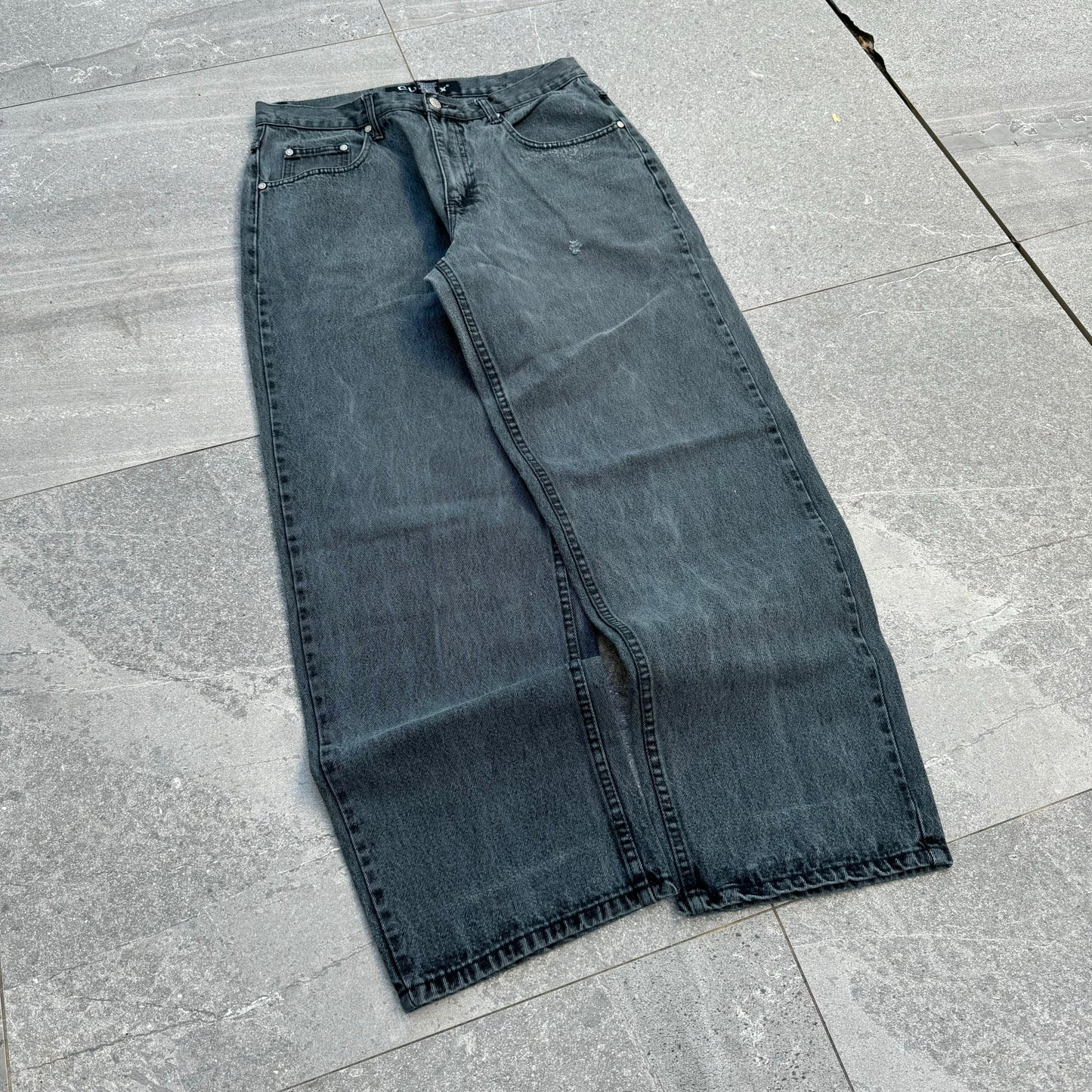 cubex jeans - 34x31”