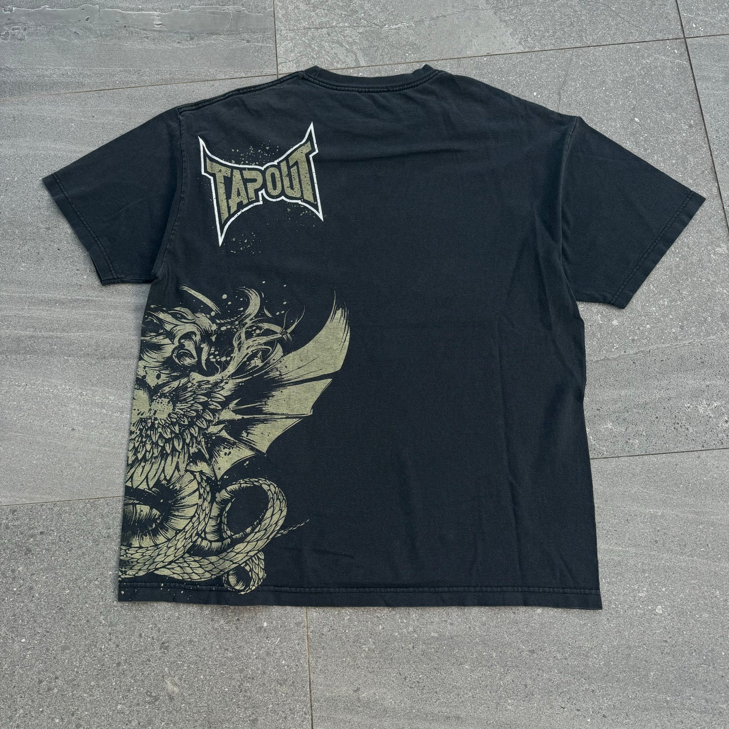 insane tapout dragon tee - XL