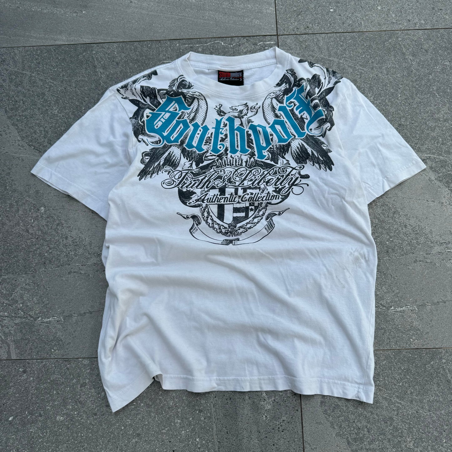 hardest southpole tee - M