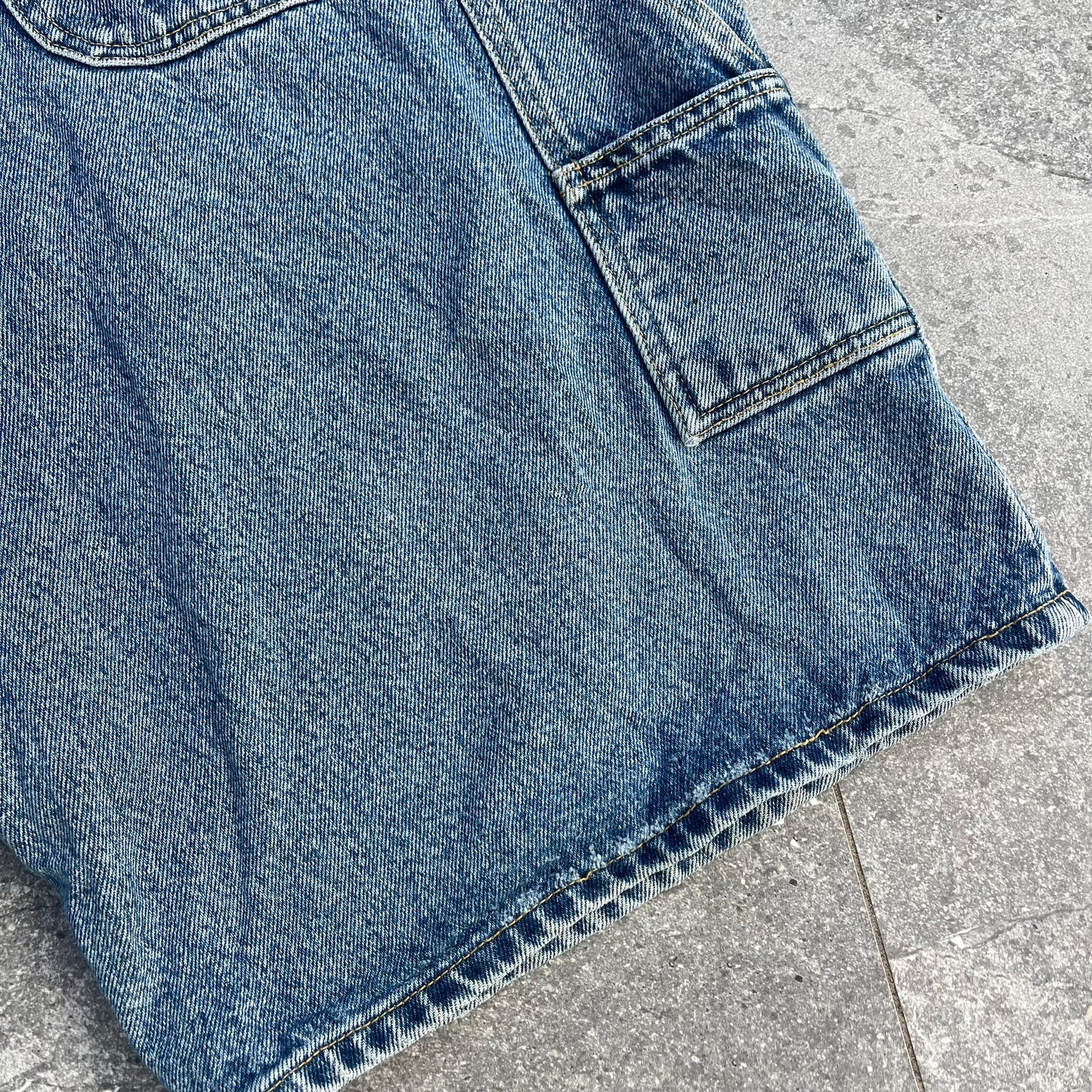 90s tommy jorts - 33”