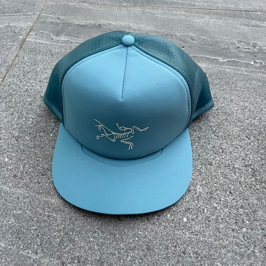 deadstock arc’teryx trucker hat