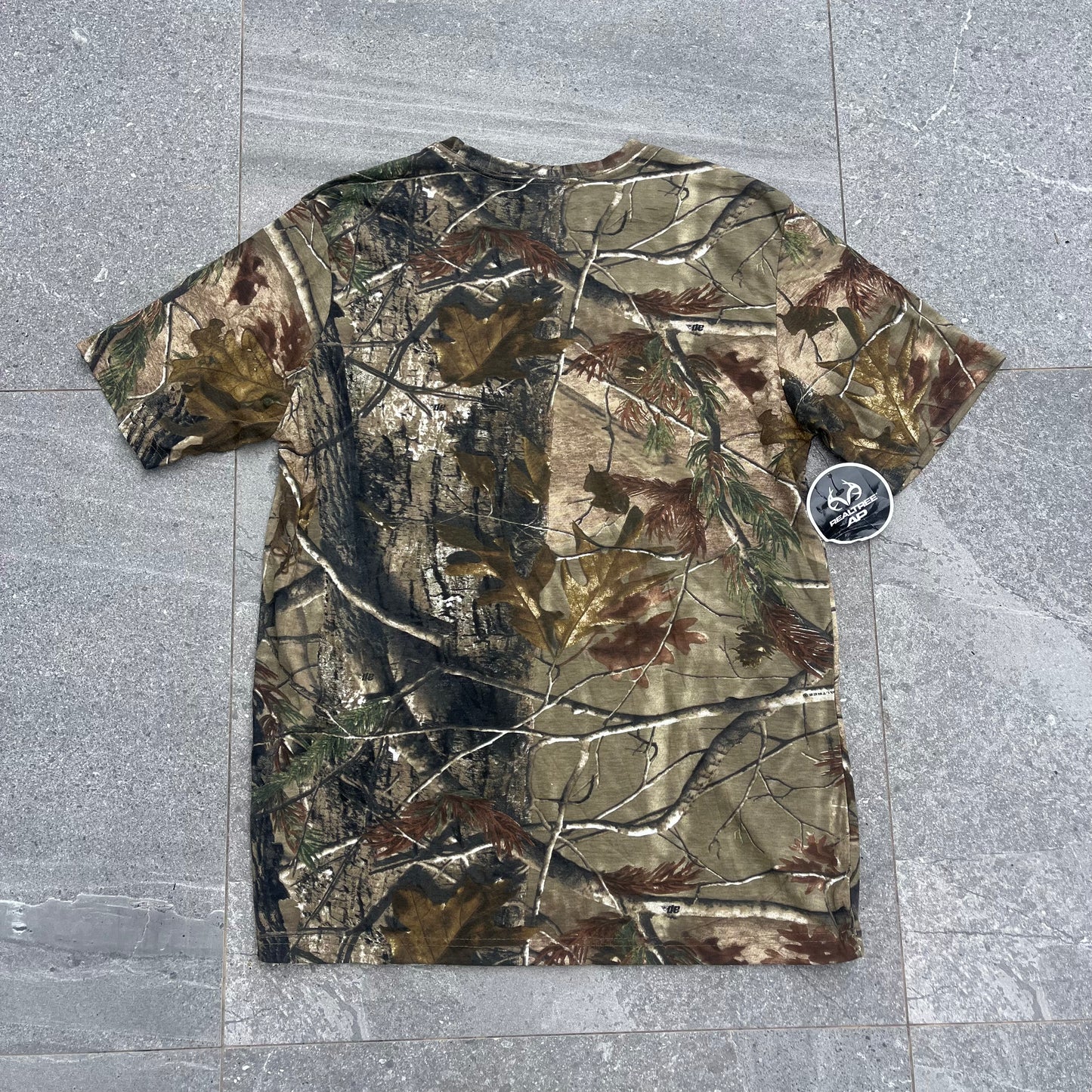 deadstock realtree tee - L