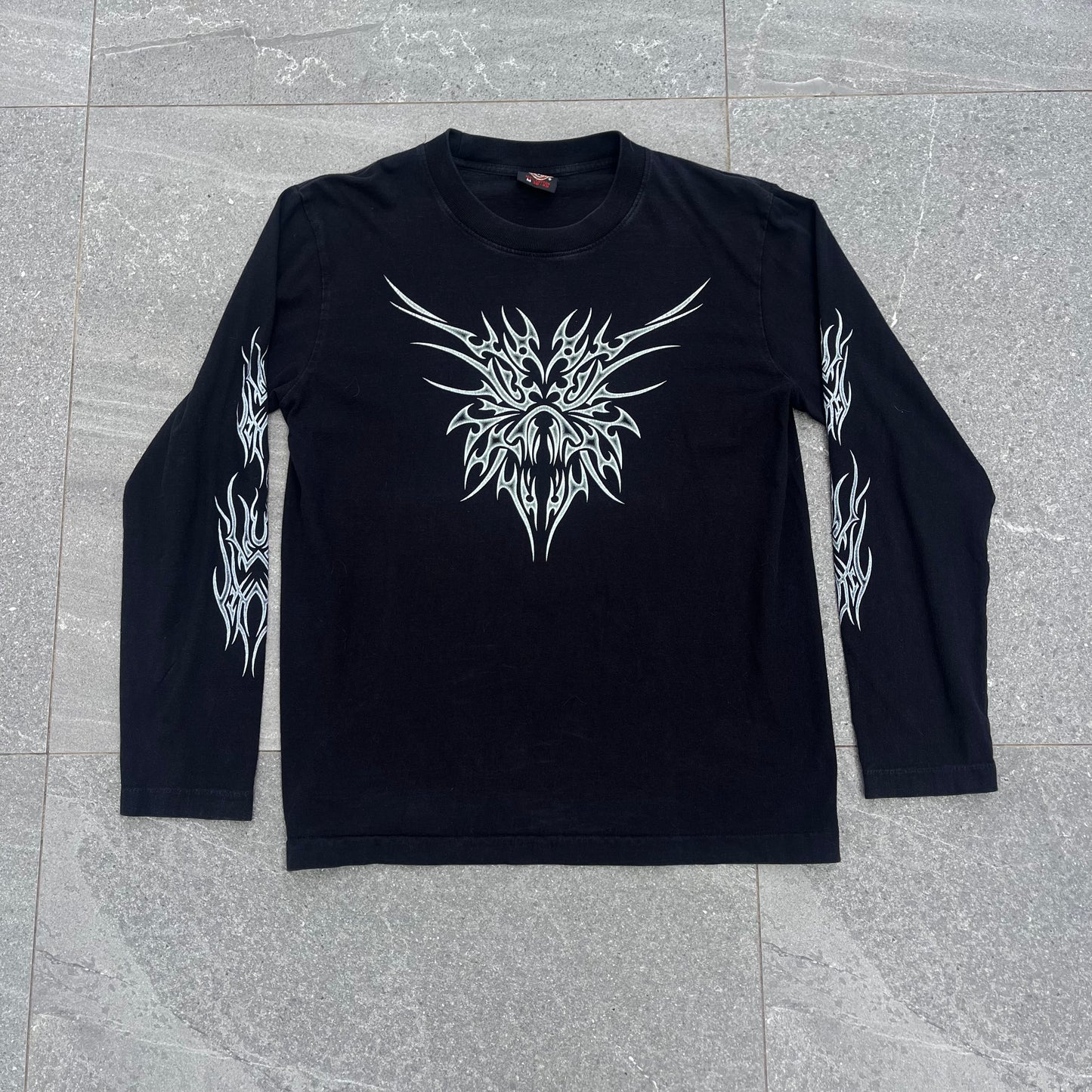 2000s tribal longsleeve - S