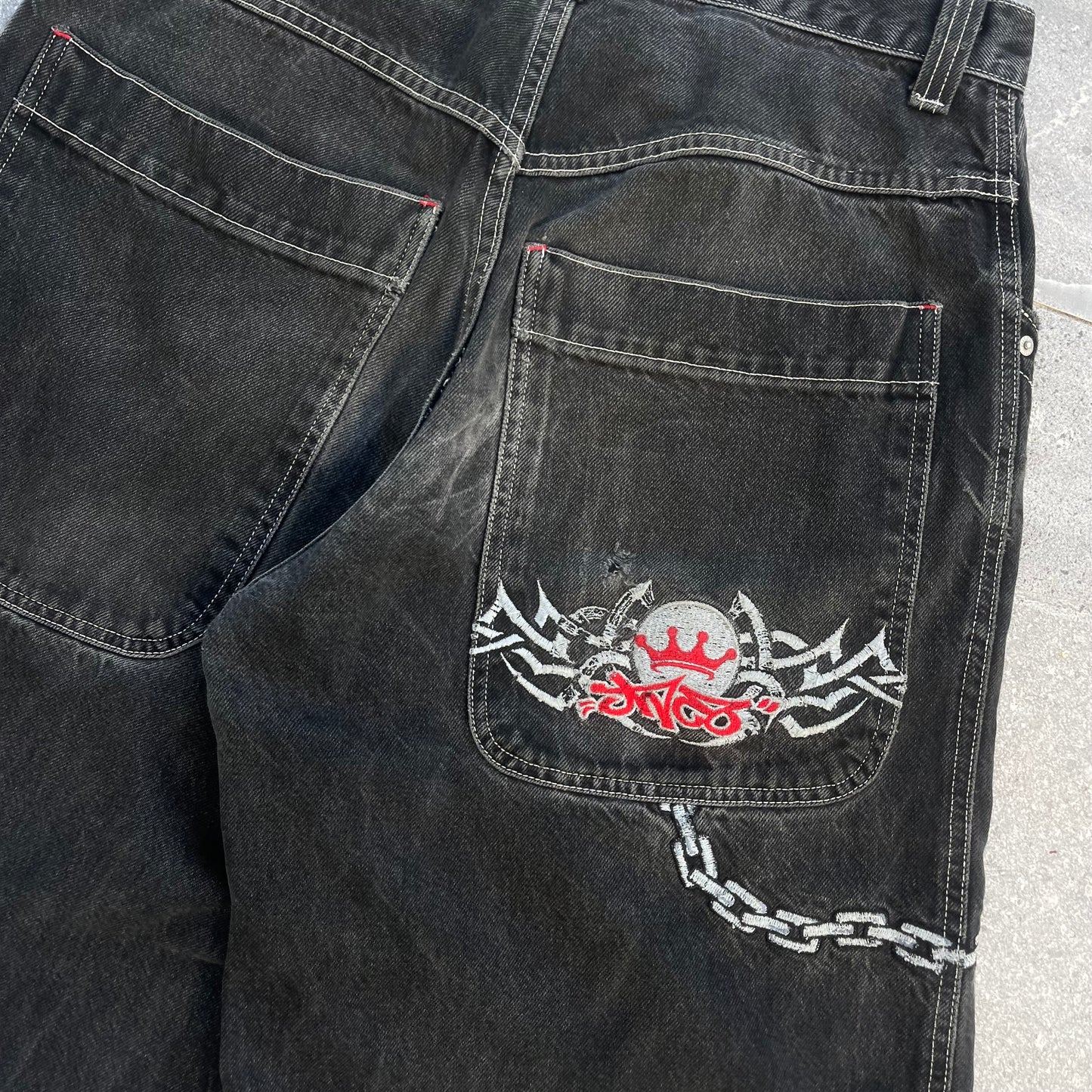 2000s JNCO chain jorts - 34”