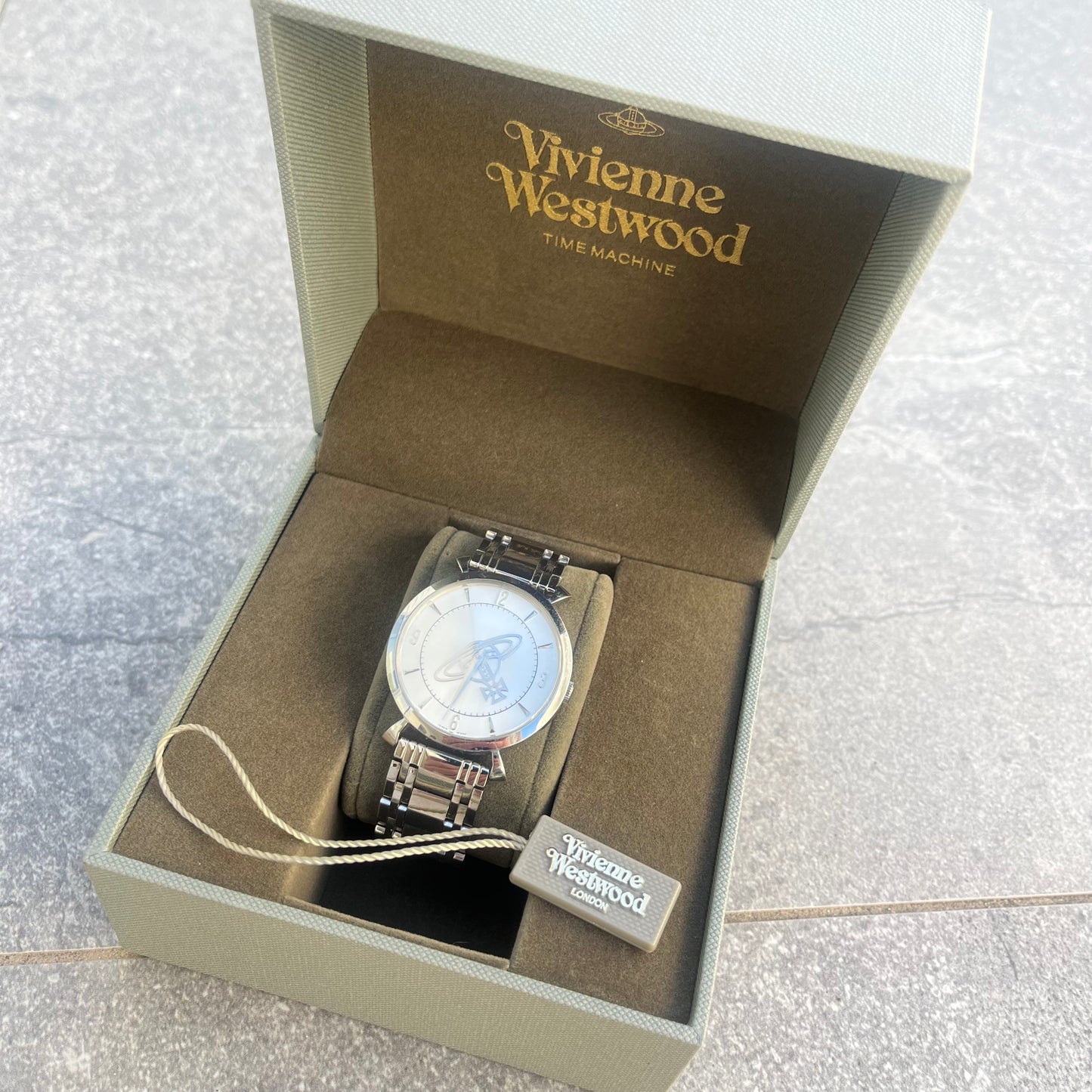 vivienne westwood orb watch - boxed