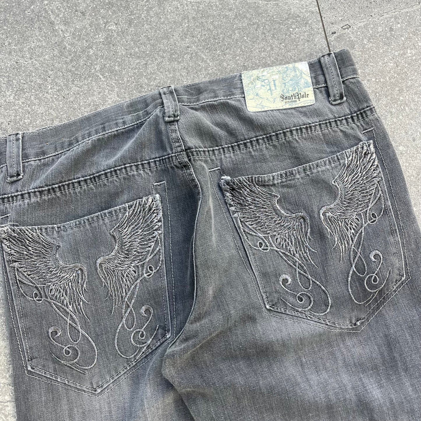 2000s southpole jeans - 38x30”