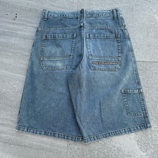 clean billabong jorts - 32”