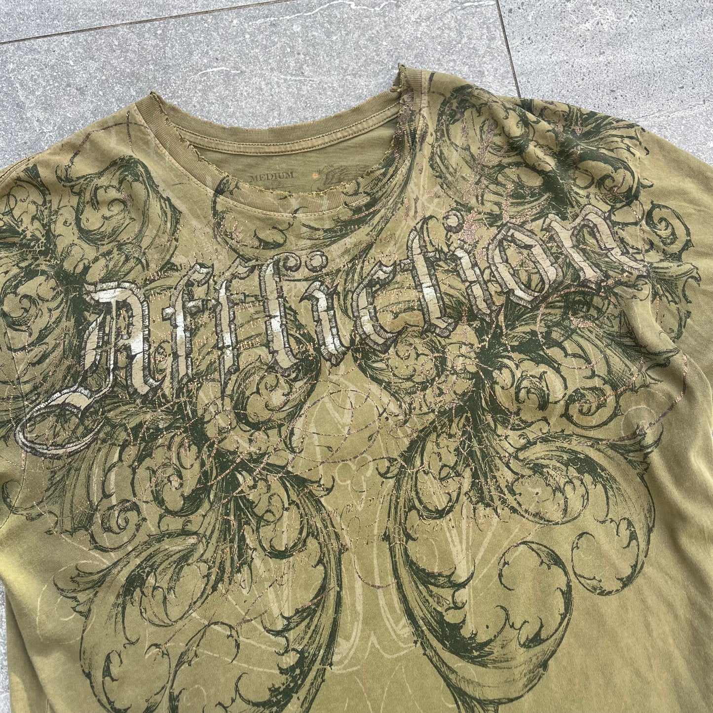 affliction tee - M