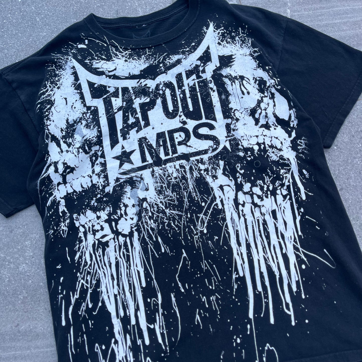 2000s tapout tee - xl