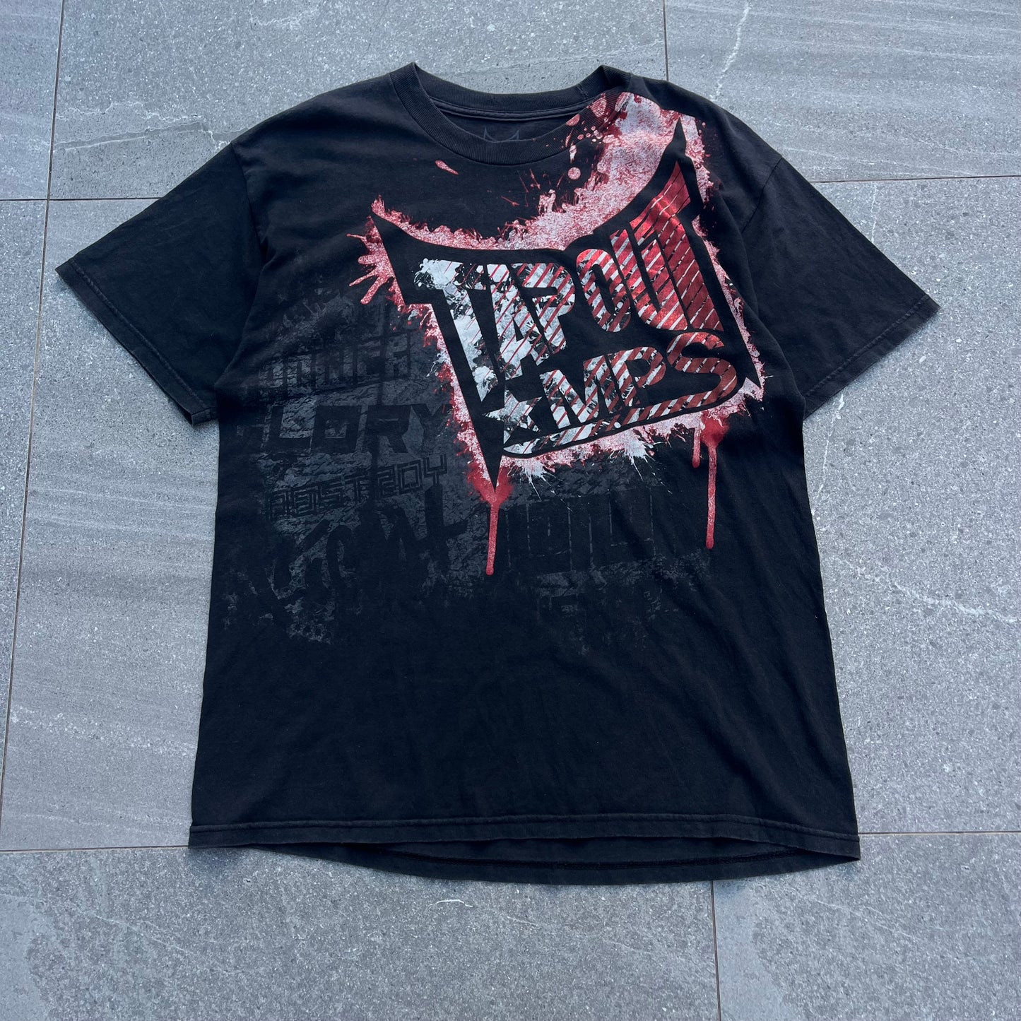 2000s tapout tee - L