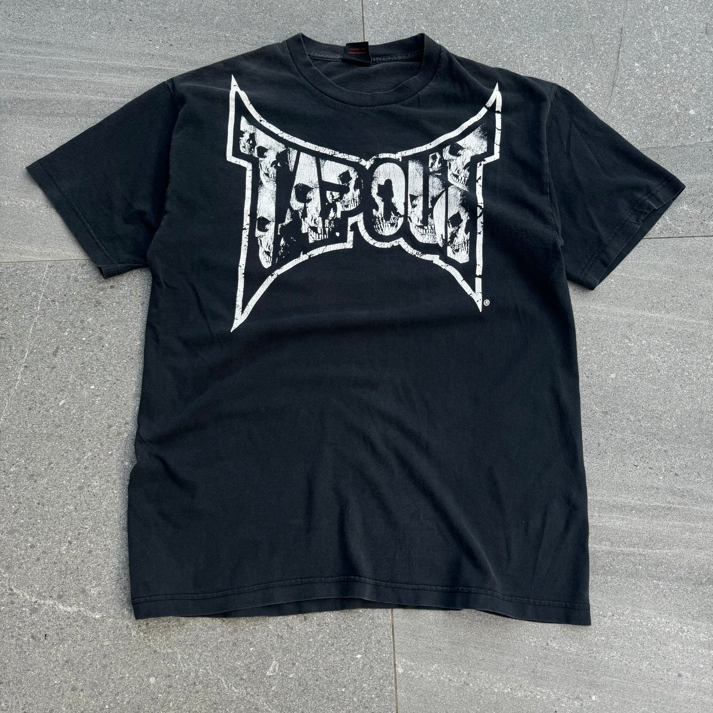 tapout skull tee - L