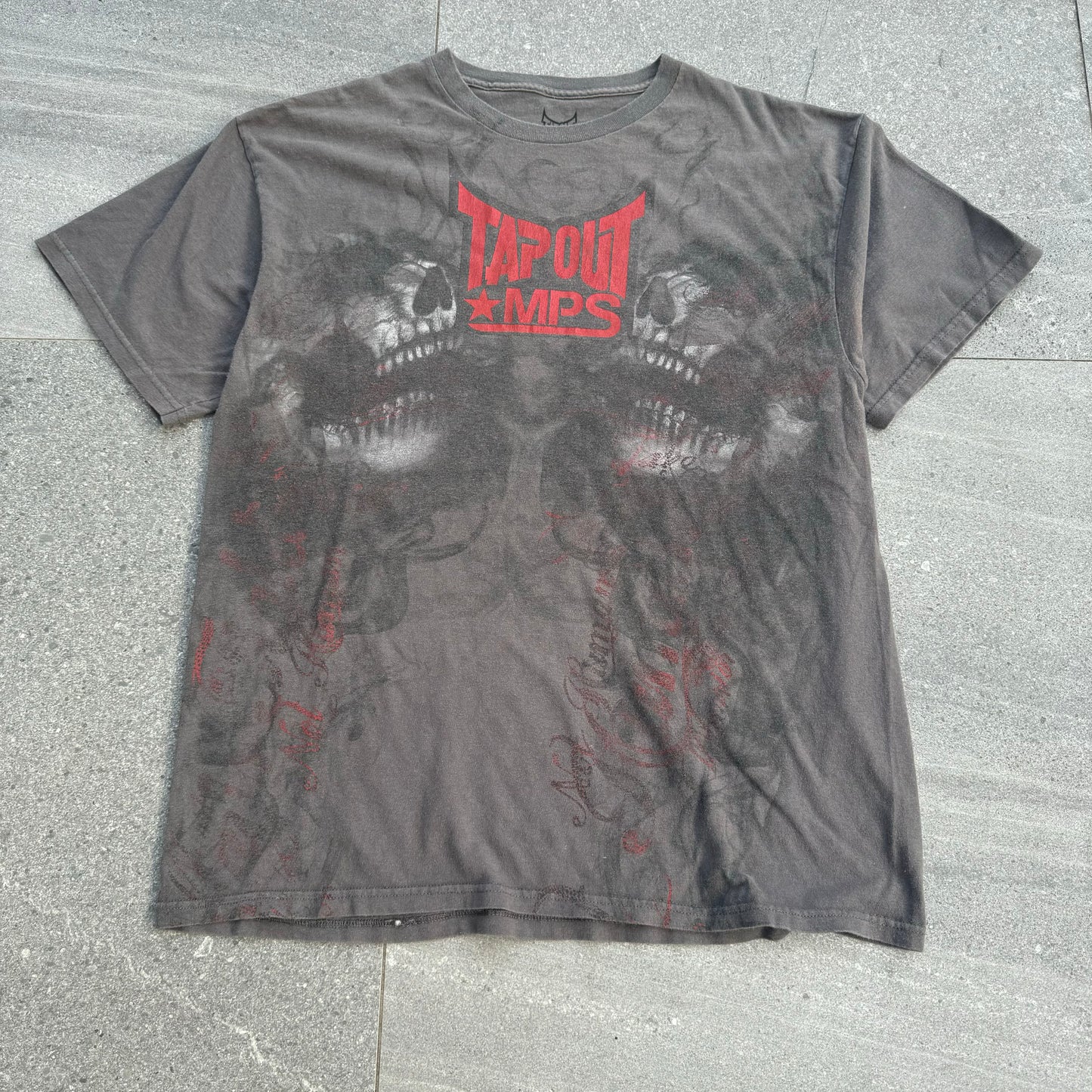 crazy skull tapout tee - L