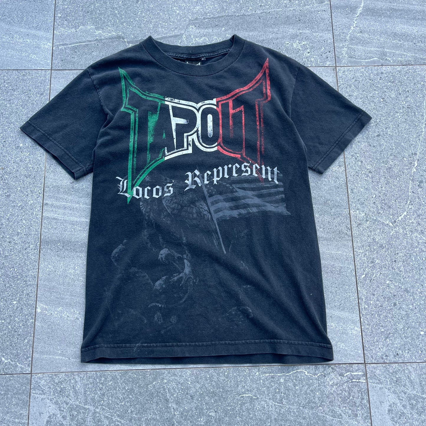 2000s tapout tee - S