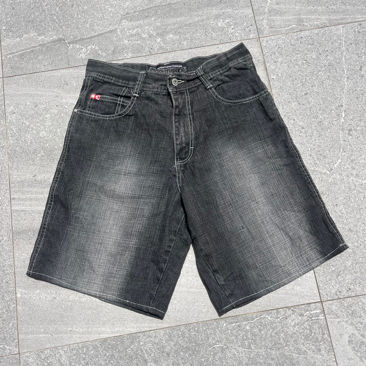 2000s southpole jorts - 29”