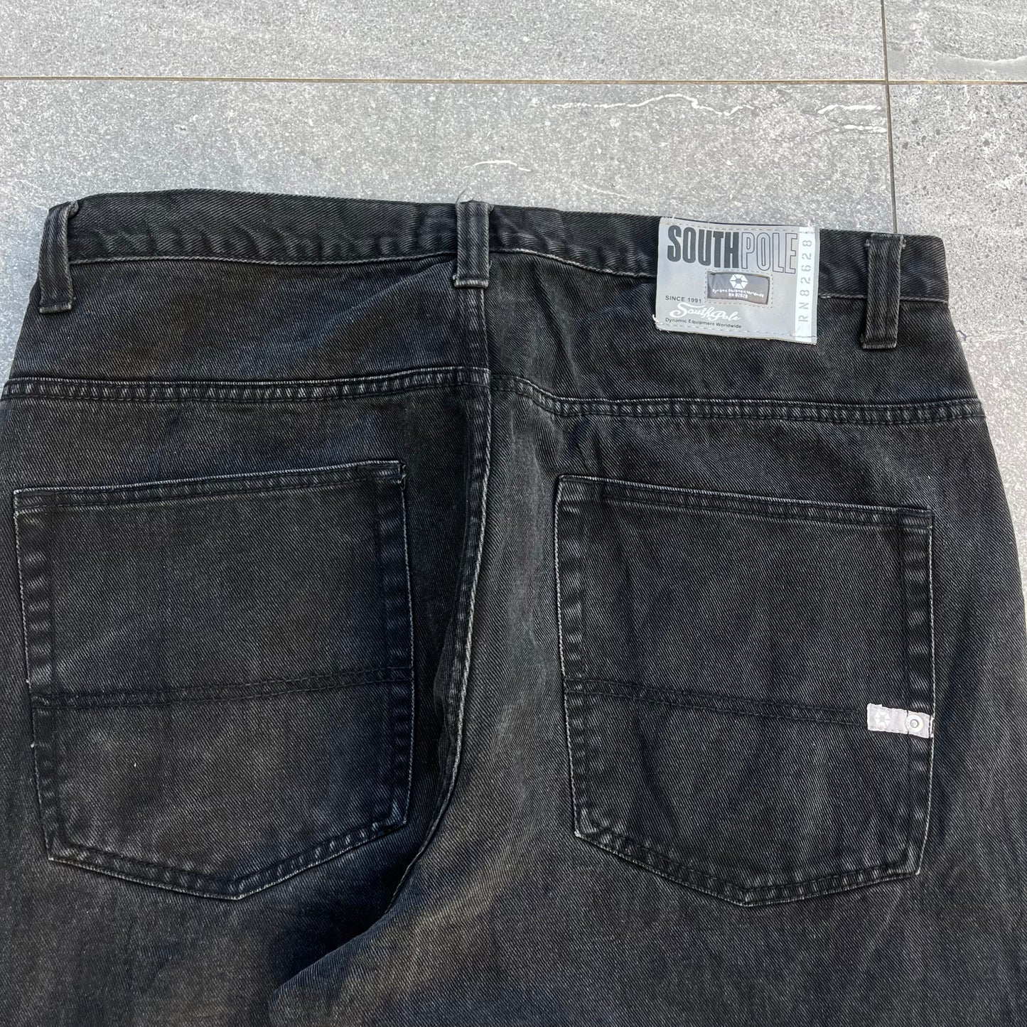 2000s southpole jeans 38x32”