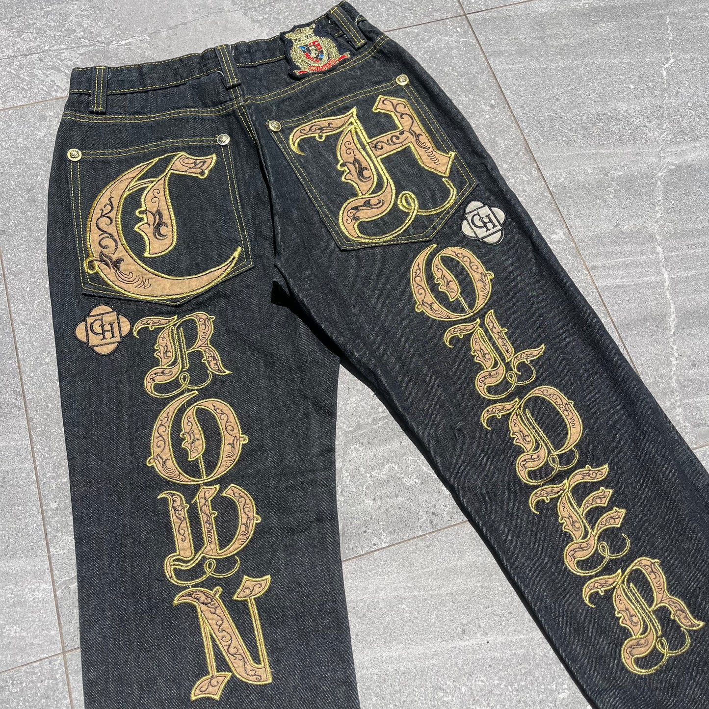 crown holder jeans