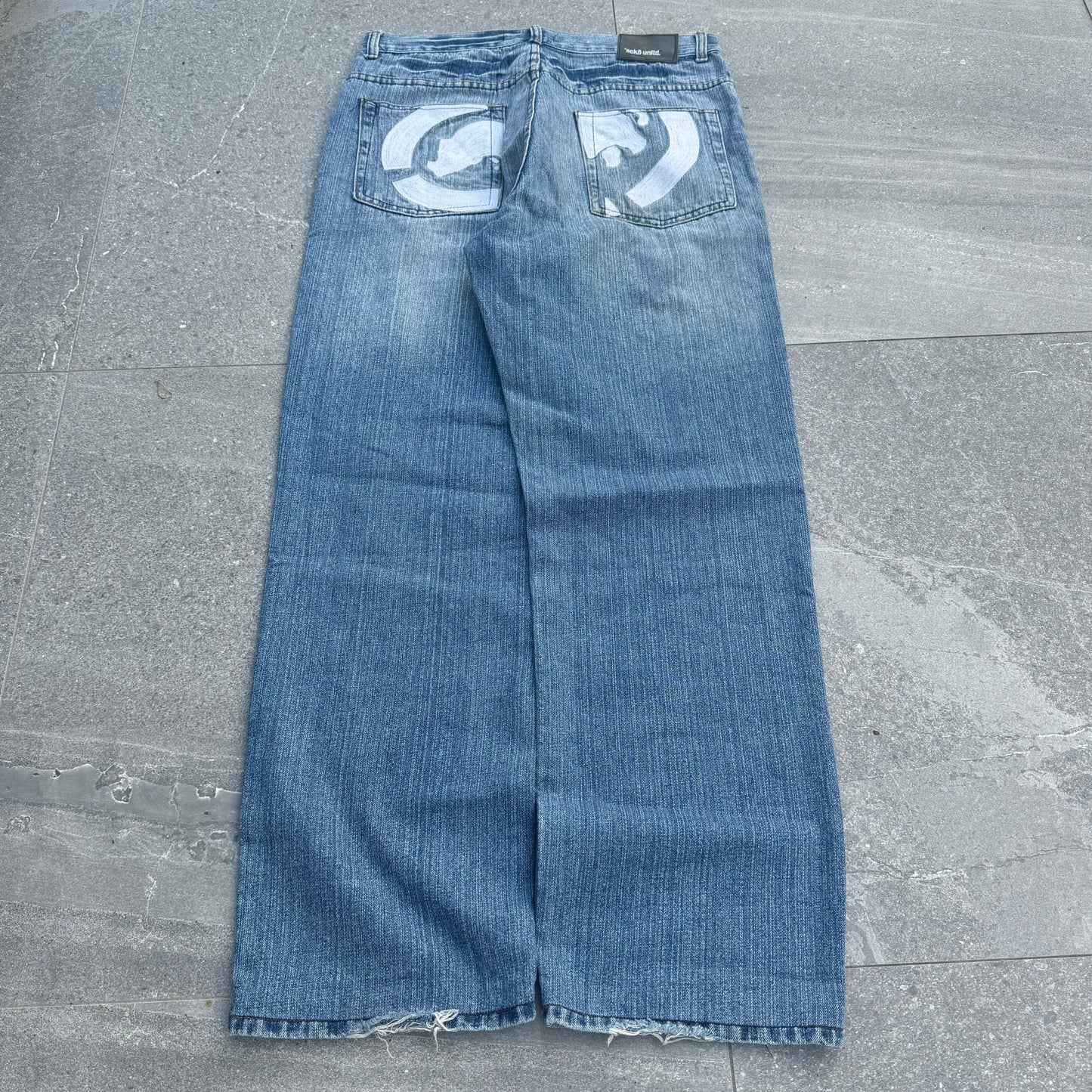 ecko jeans - 34x31”