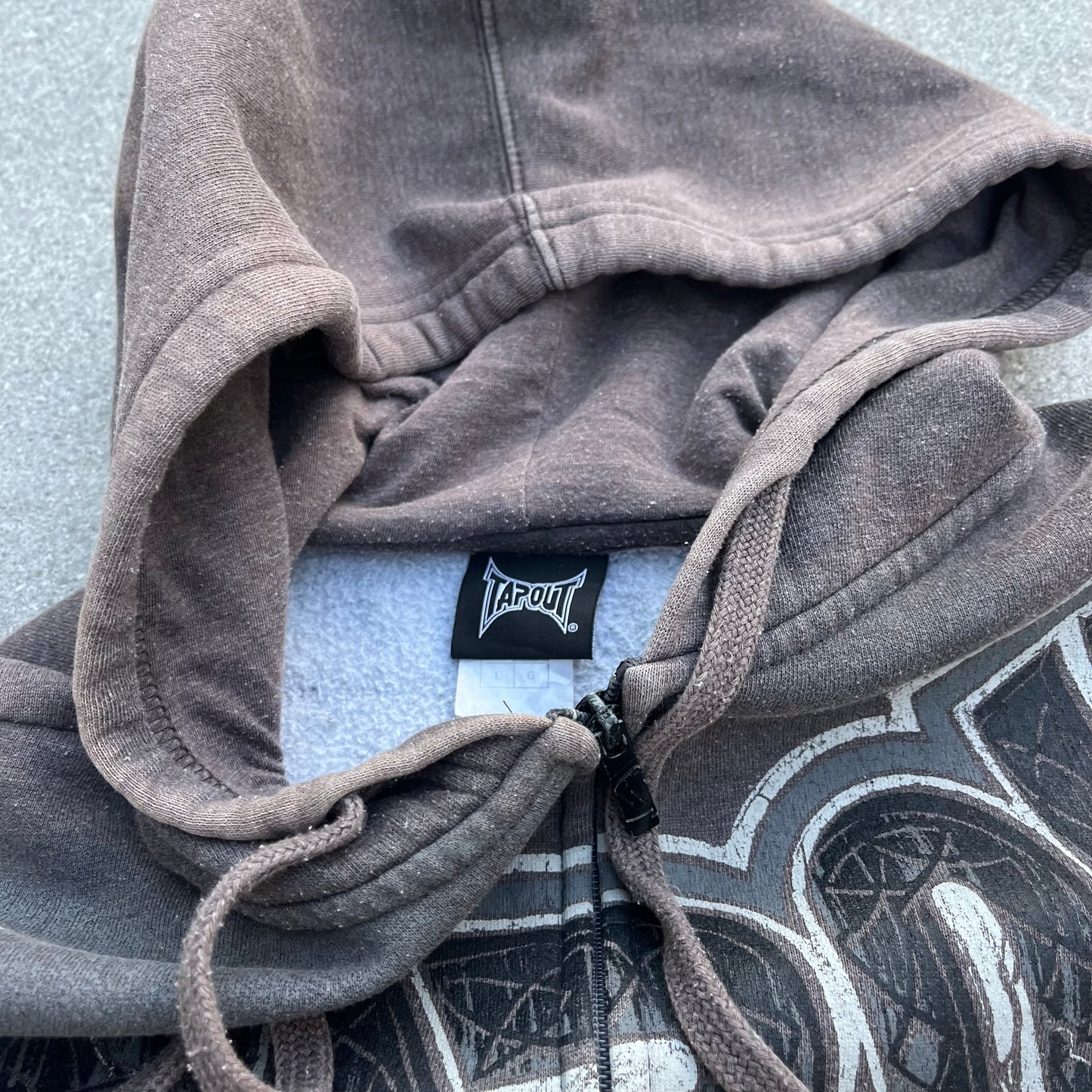 grail tapout hoodie - L