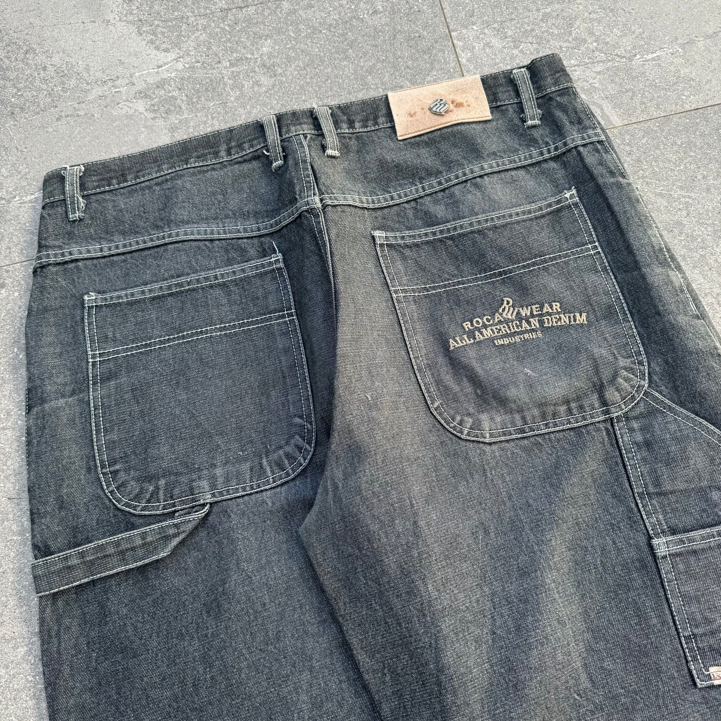 FATTT rocawear jeans - 38x33”