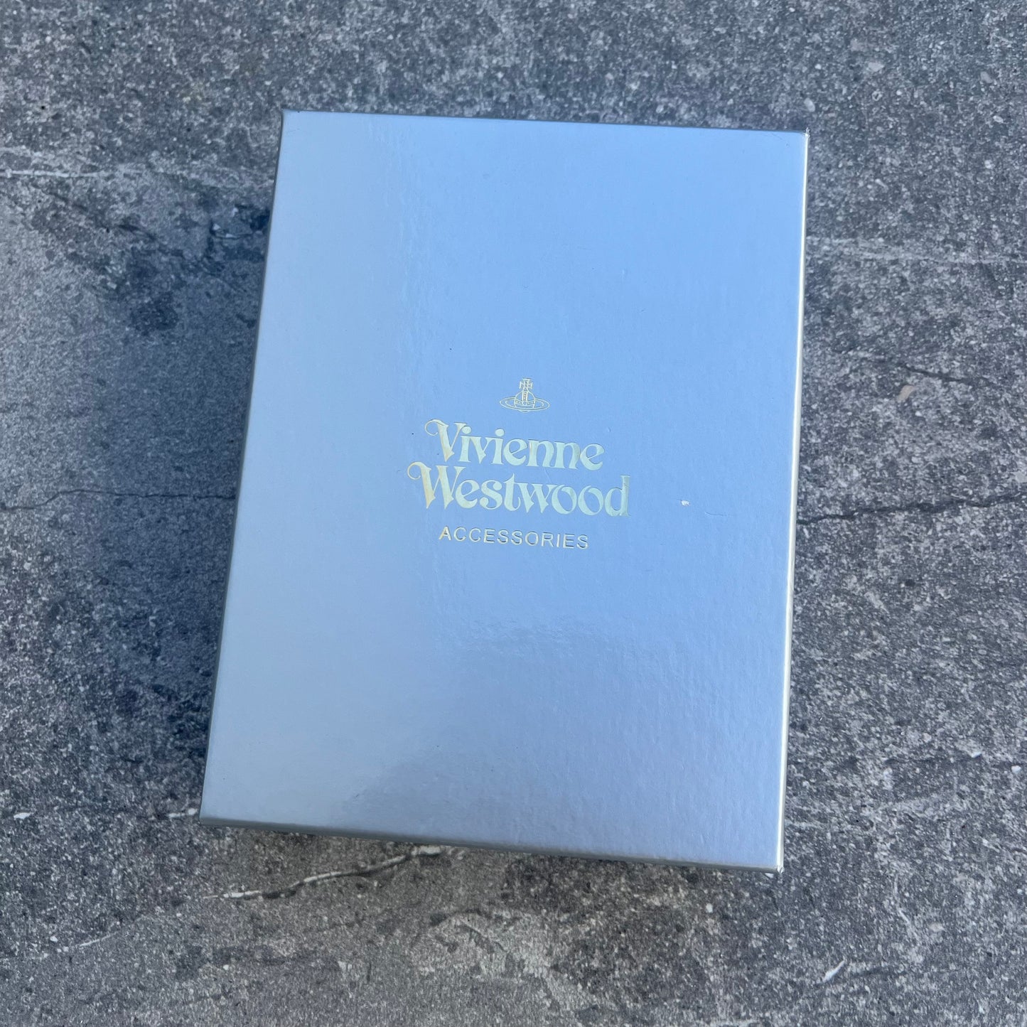 vivienne westwood purse - with box