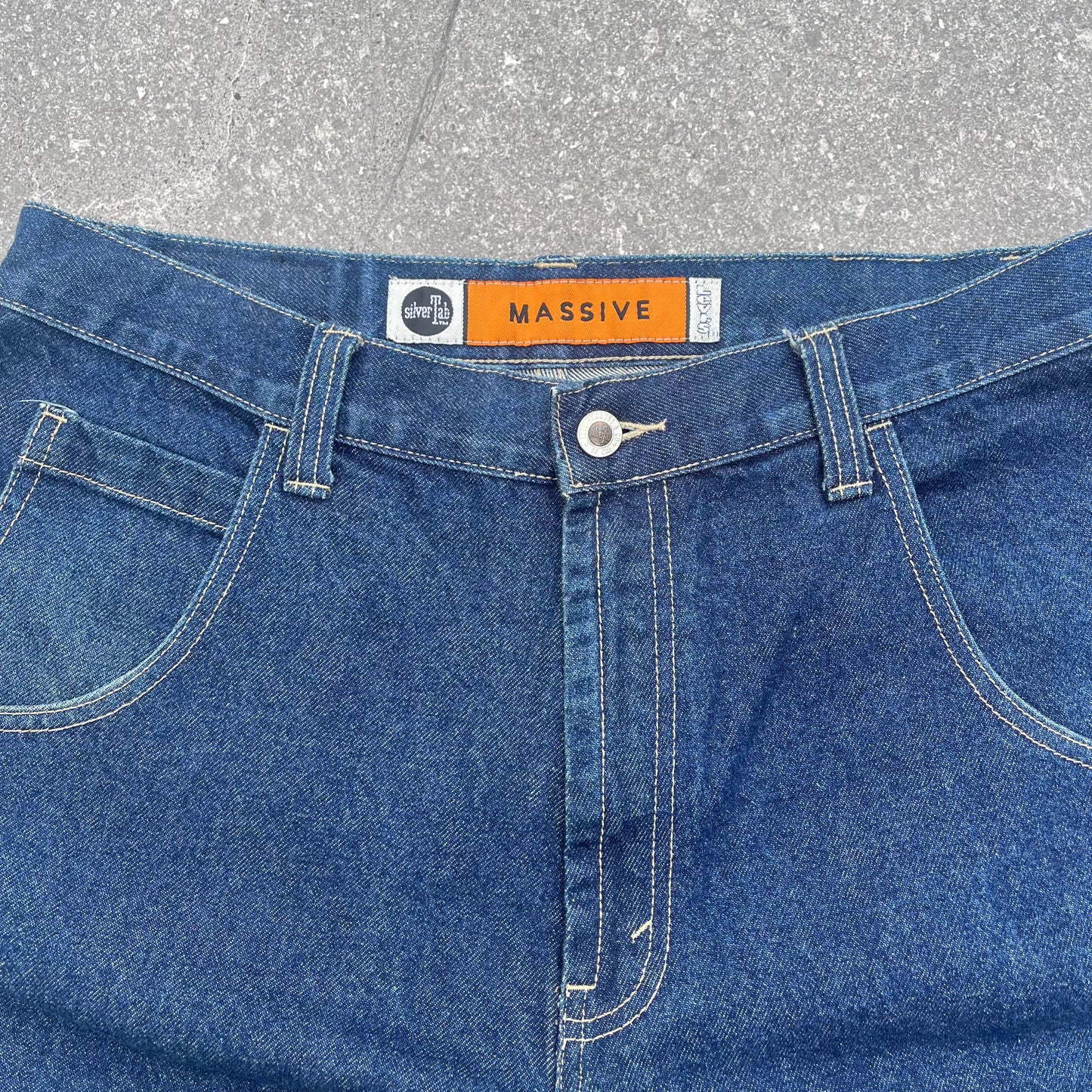 90s silvertab ‘massive’ jorts - 34”