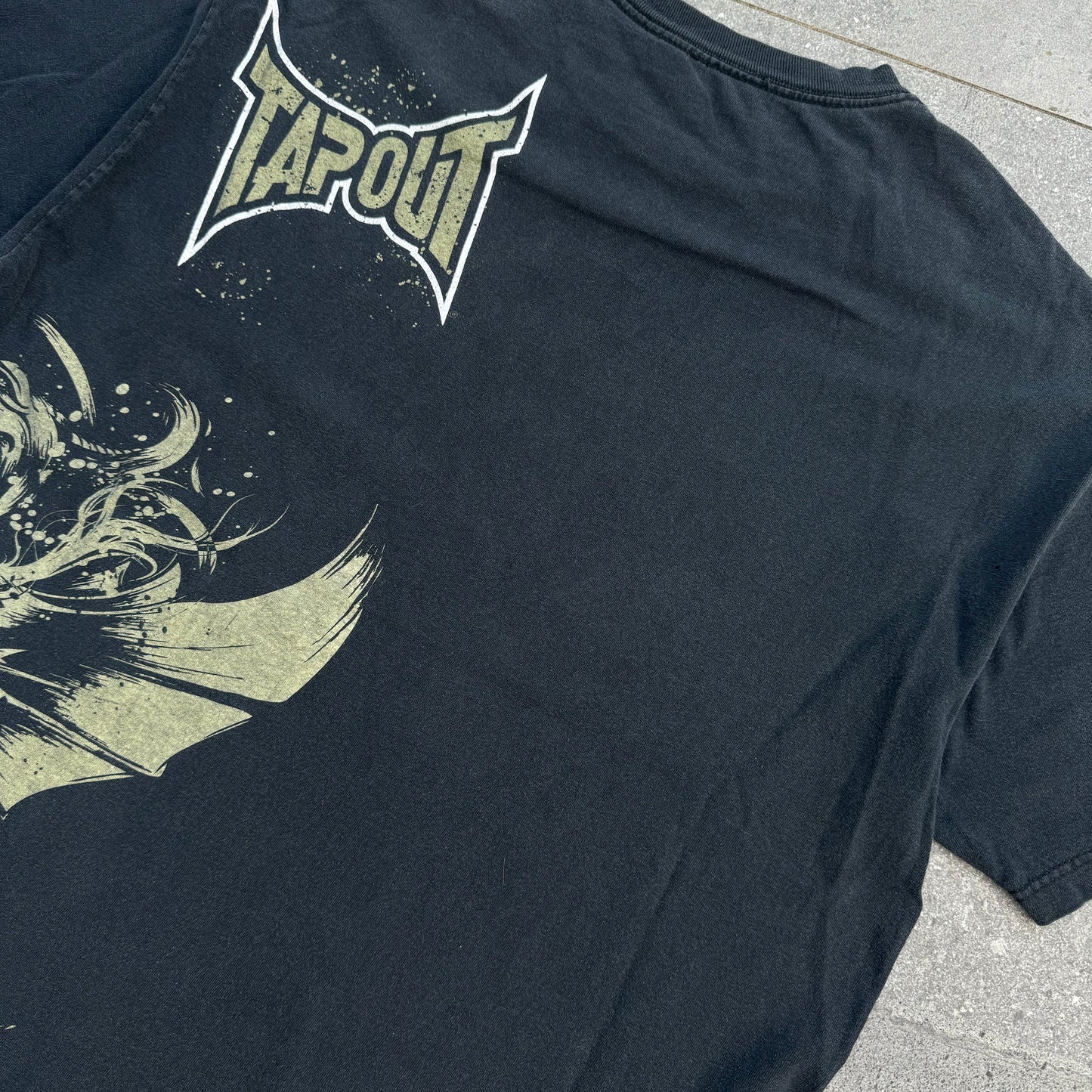 insane tapout dragon tee - XL