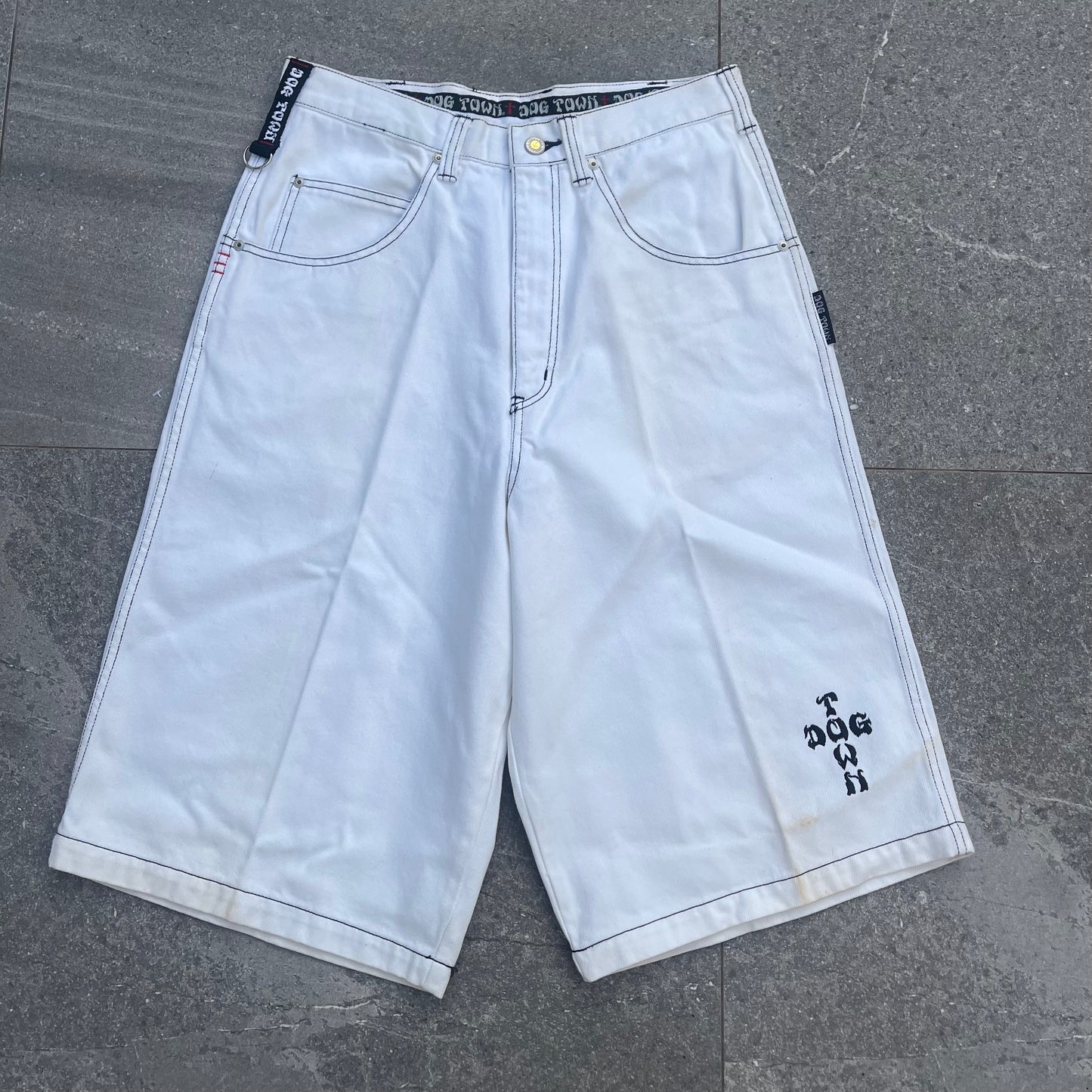 2000s deadstock dogtown jorts - 32”