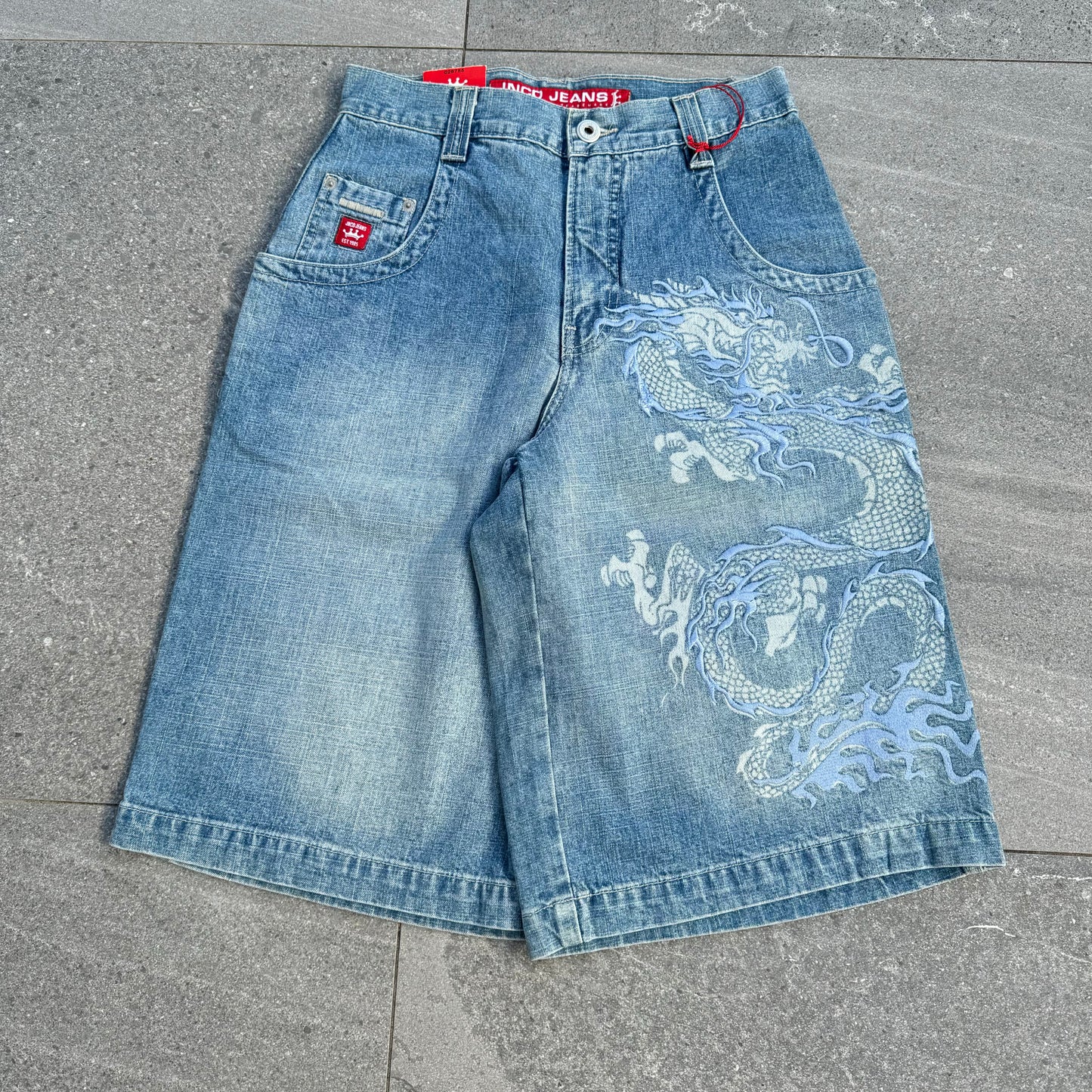 deadstock JNCO dragons - 28”