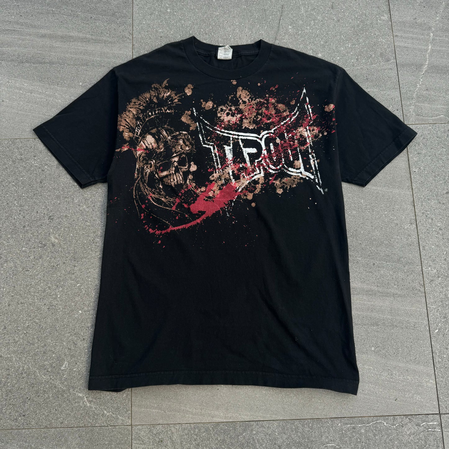 tapout skulls tee - L