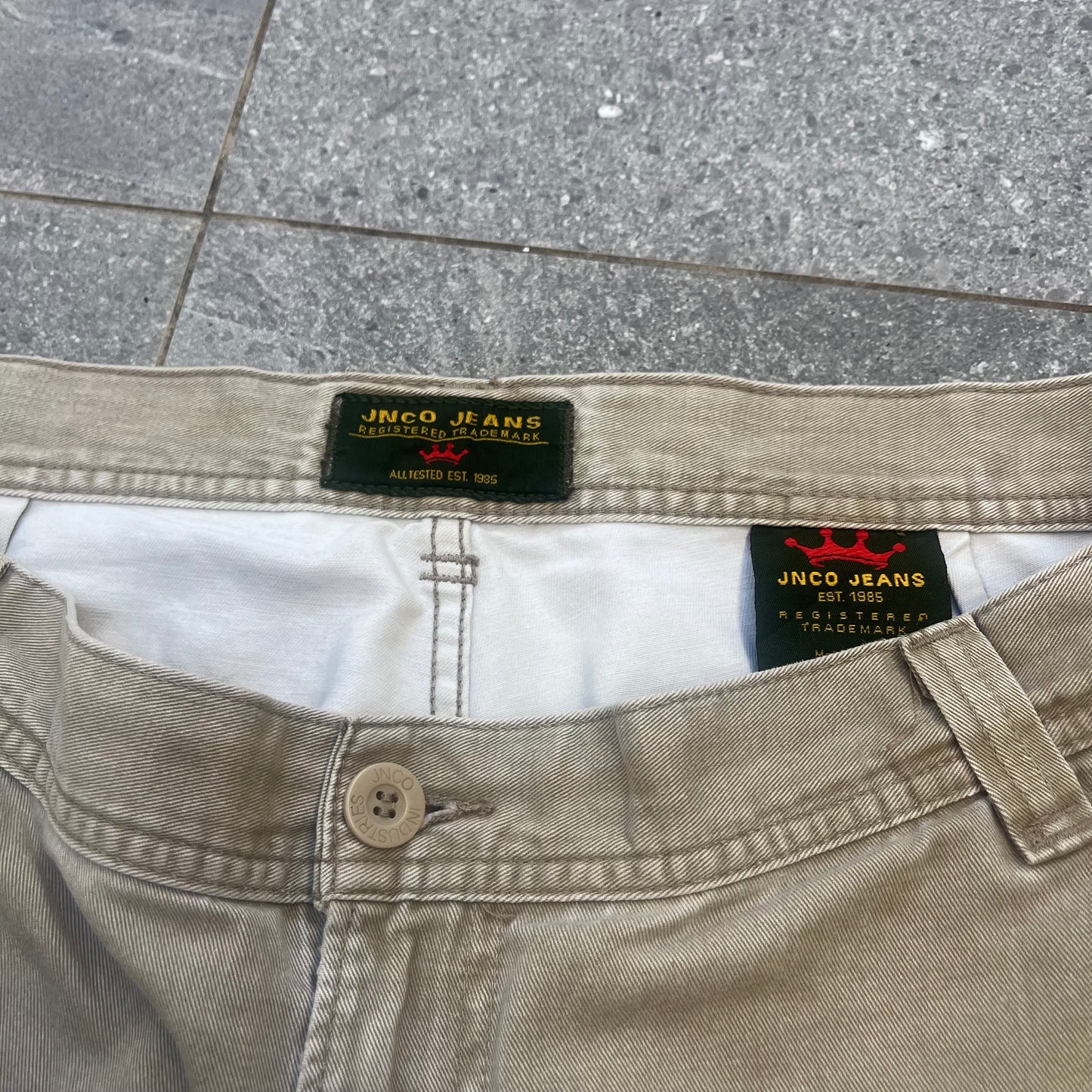 2000s JNCO shorts - 38”