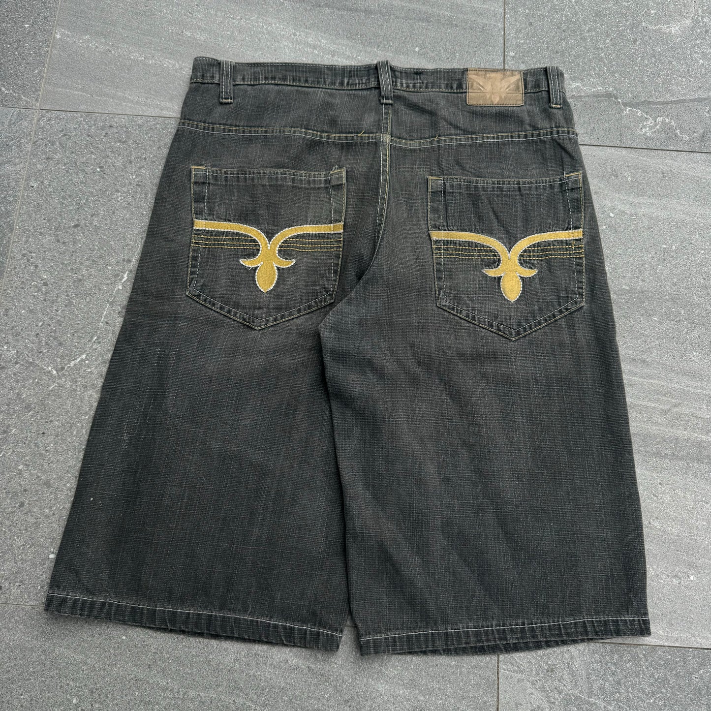 roman royalty jorts - 38”