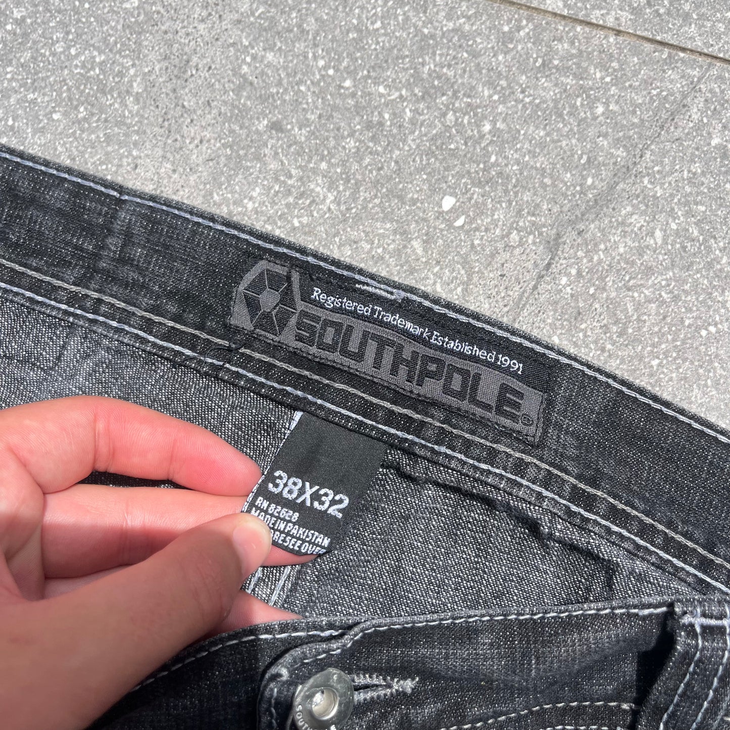 2000s southpole jeans - 38”