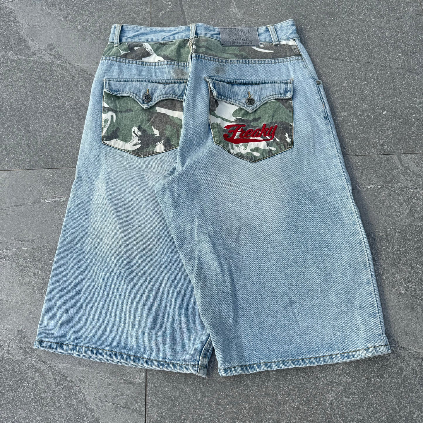 freaky jorts - 32”