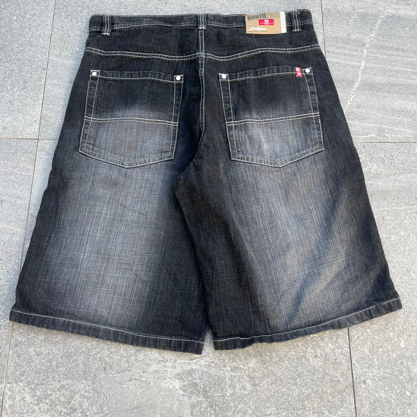 2000s southpole jorts - 38x14.5”