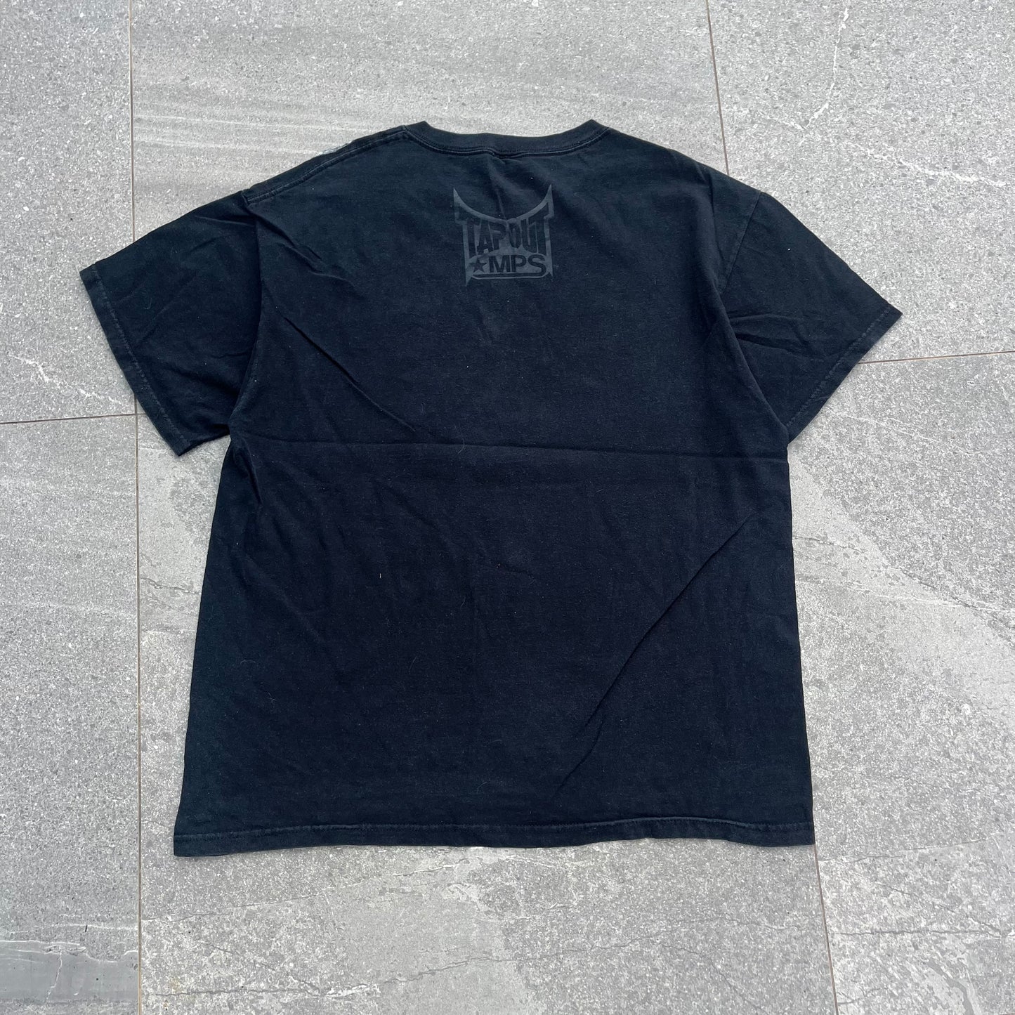 2000s tapout tee - L