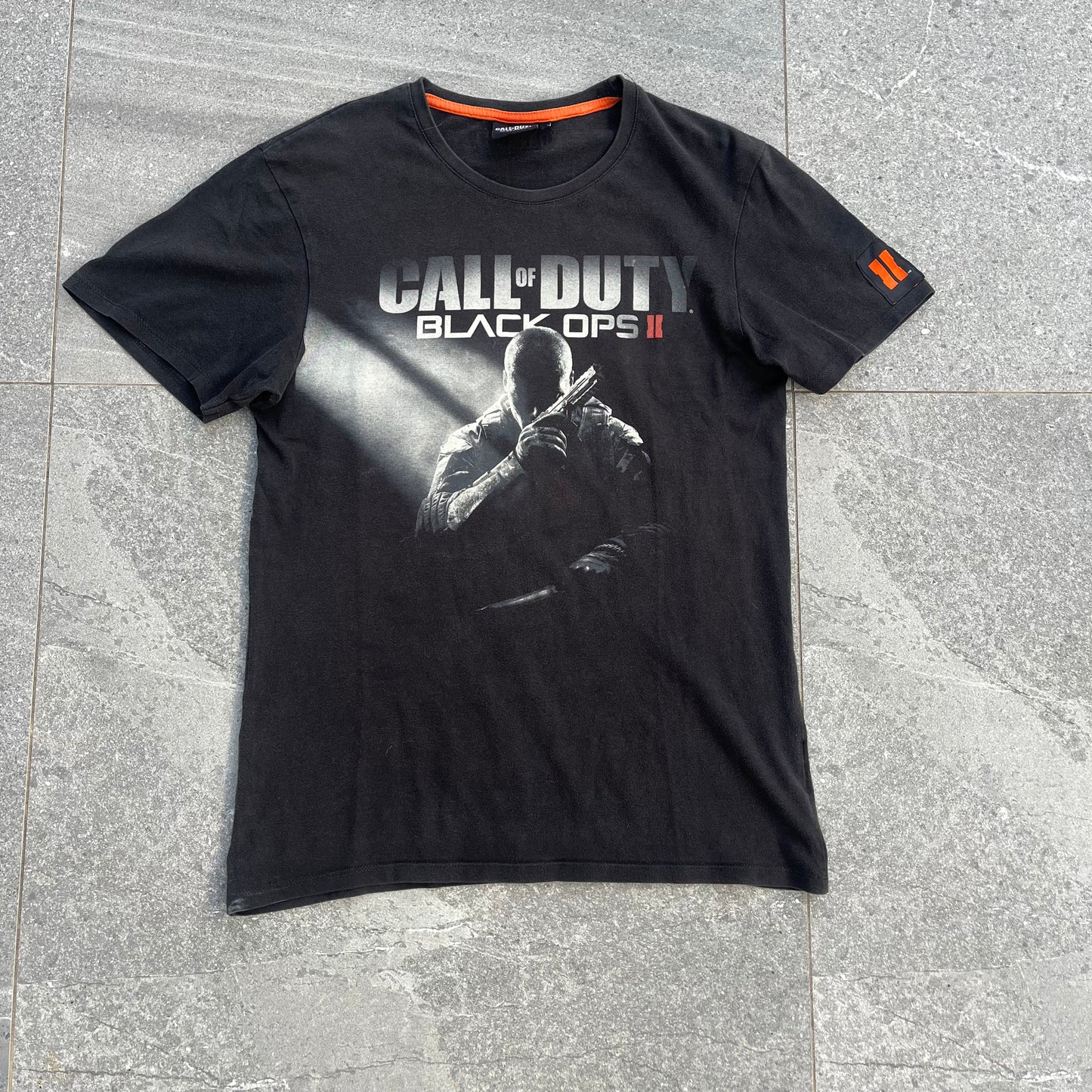 2013 black ops 2 tee - small