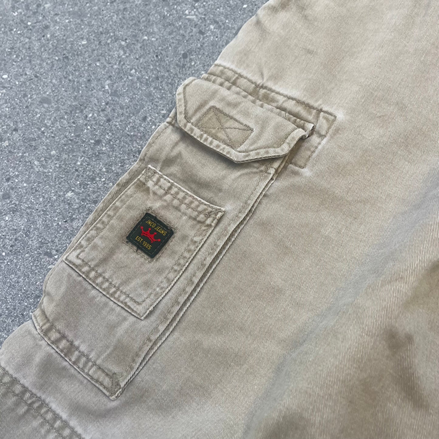 2000s JNCO shorts - 38”