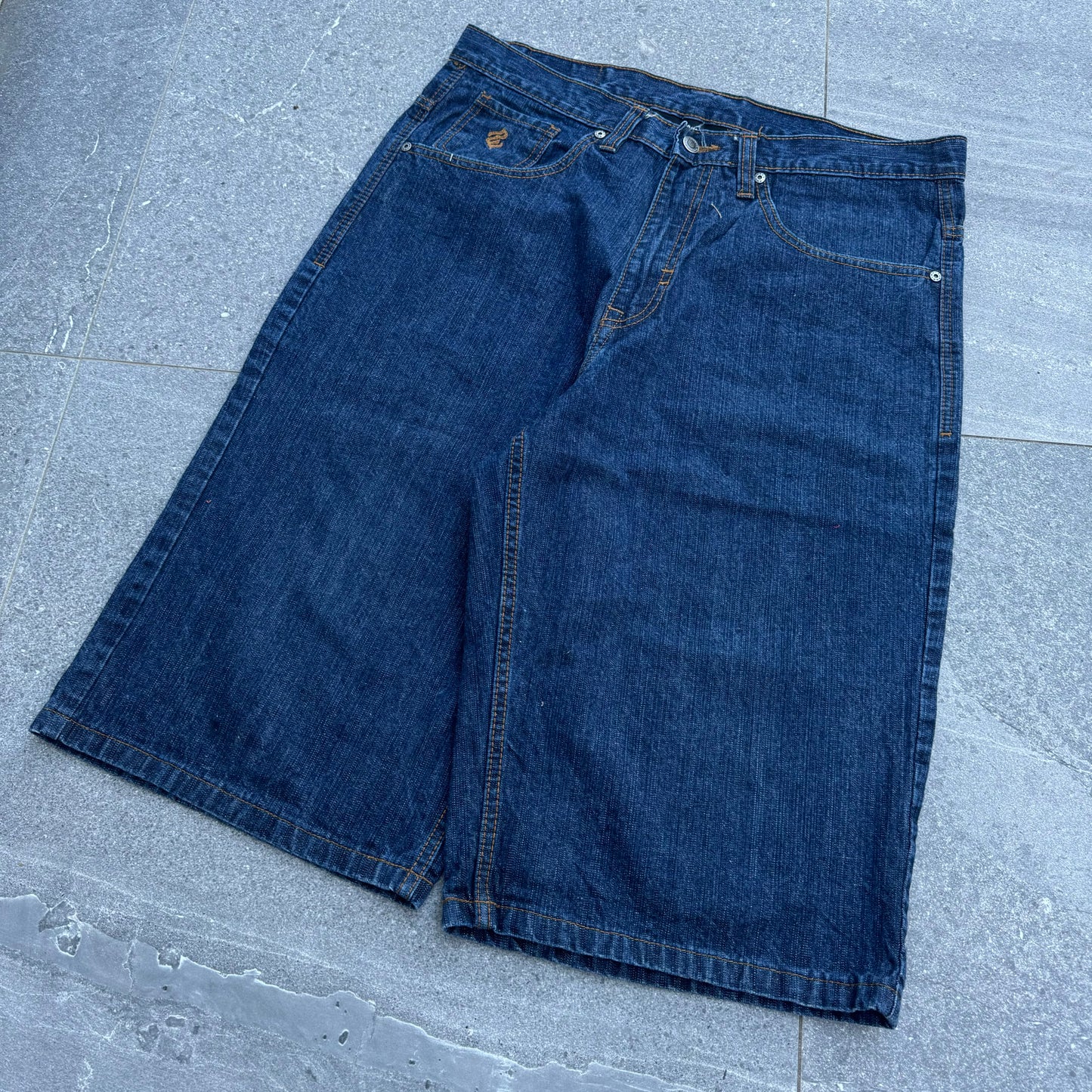 goat rocawear jorts - 36”