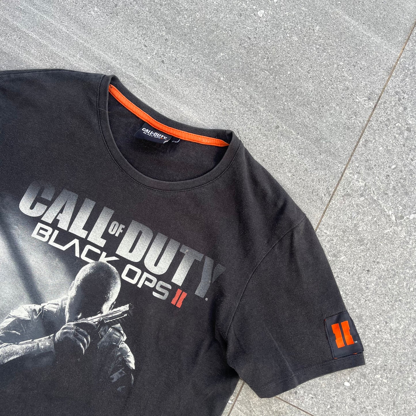 2013 black ops 2 tee - small