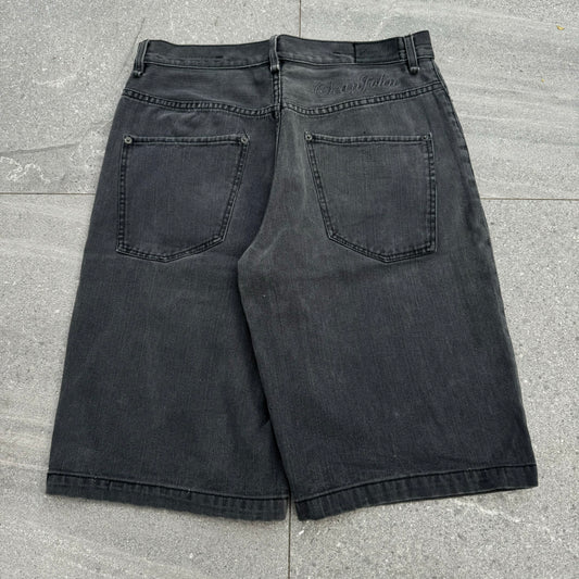 fat sean john jorts - 36x14”