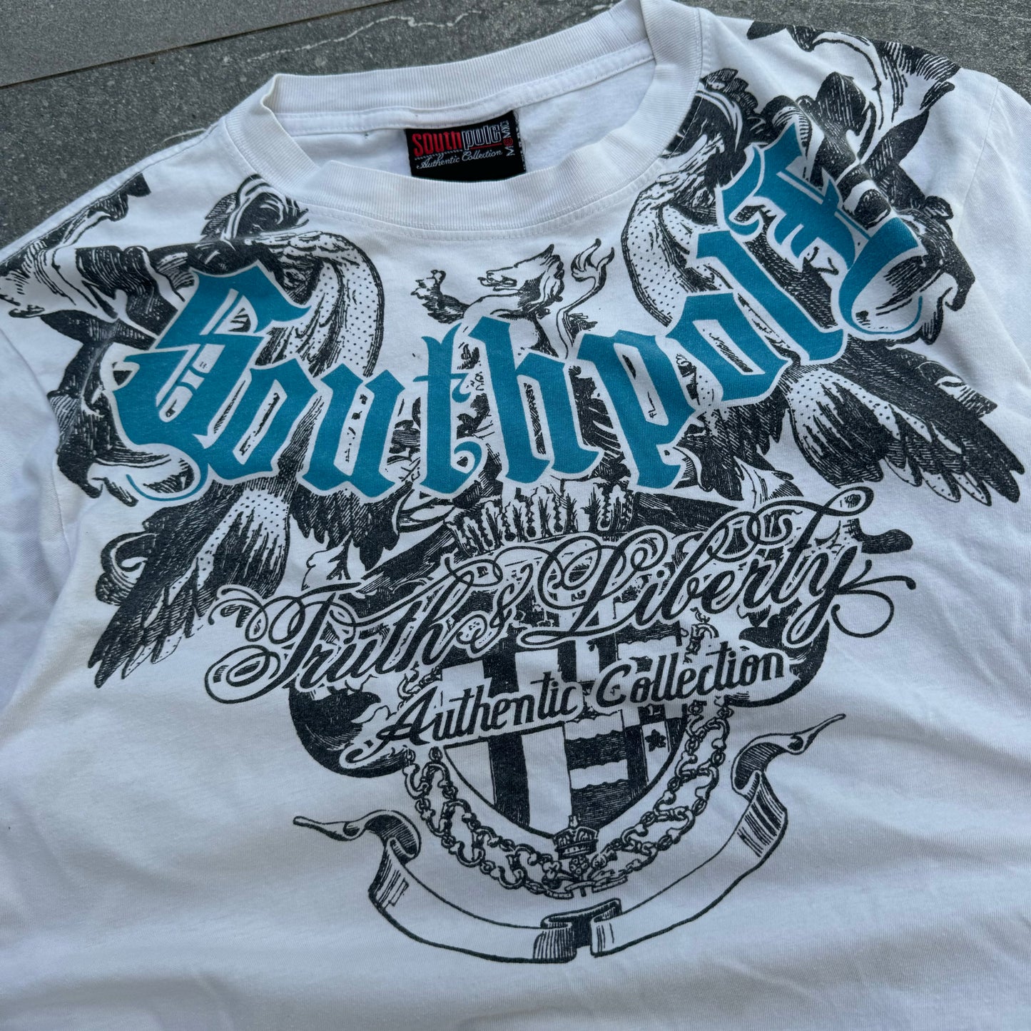 hardest southpole tee - M