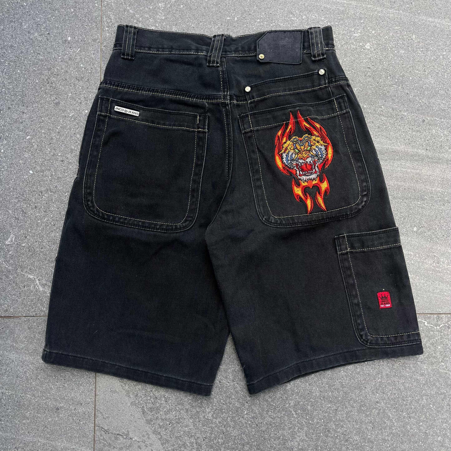 2000s jnco tiger jorts - 28”