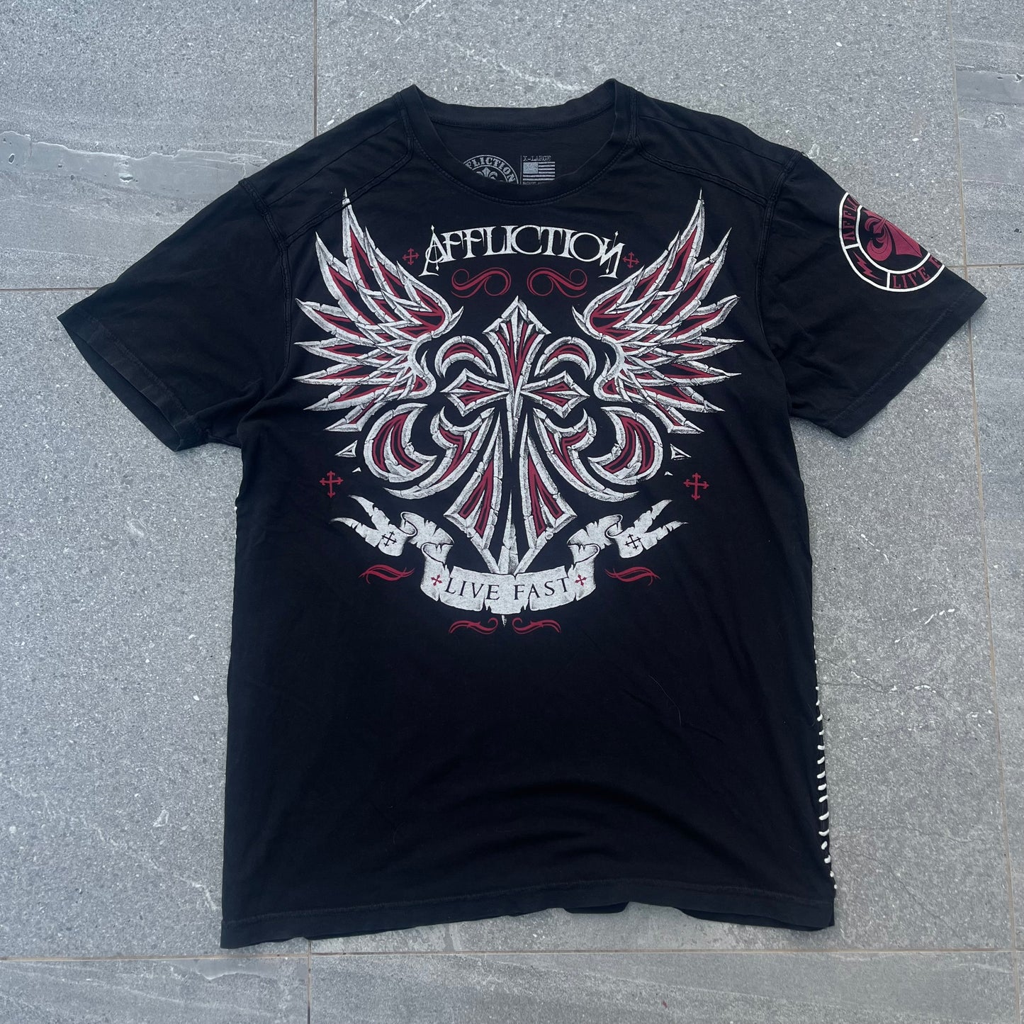 affliction tee - XL