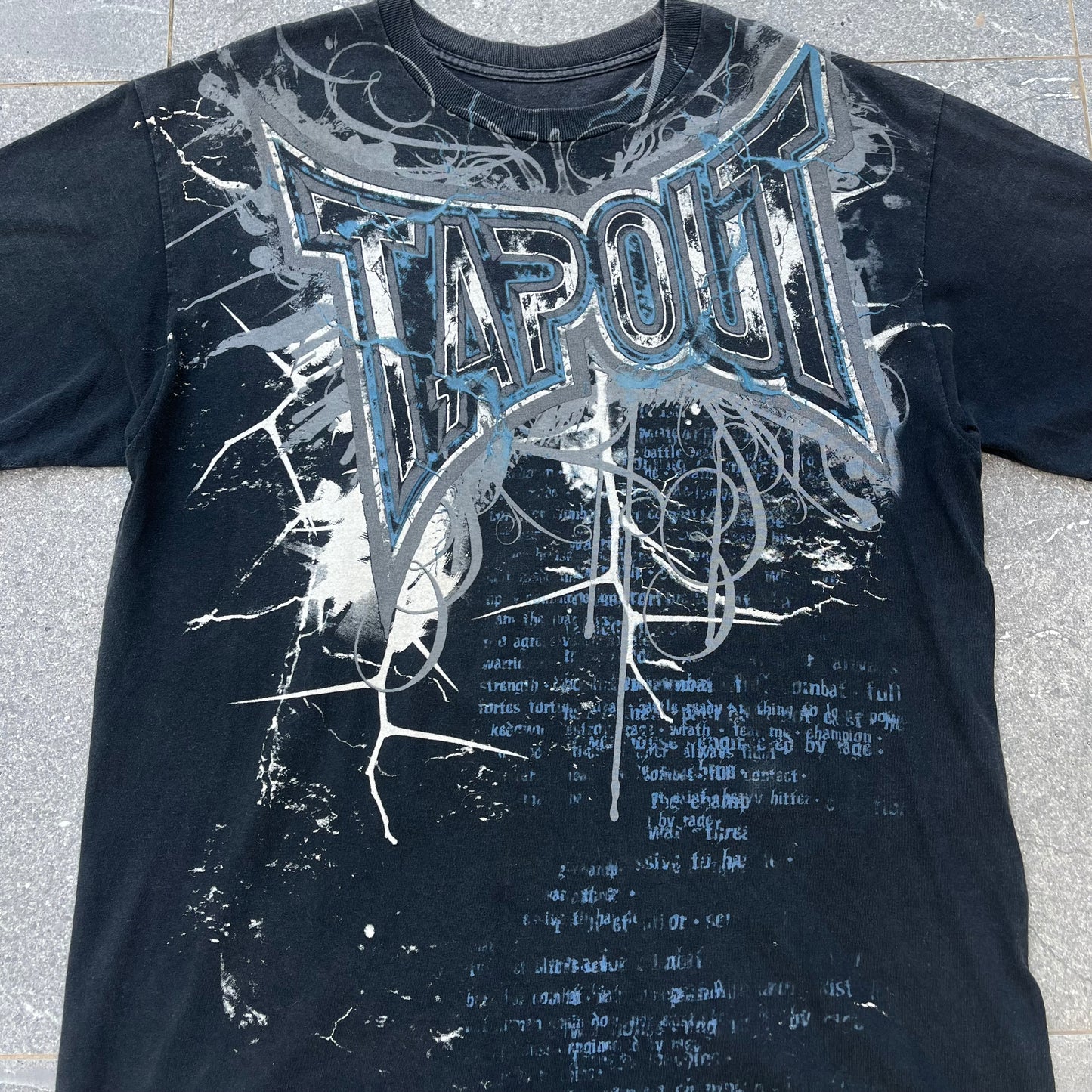 2000s tapout tee - XL