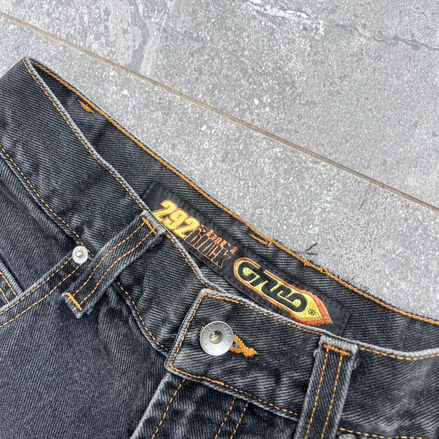 women’s jnco jorts