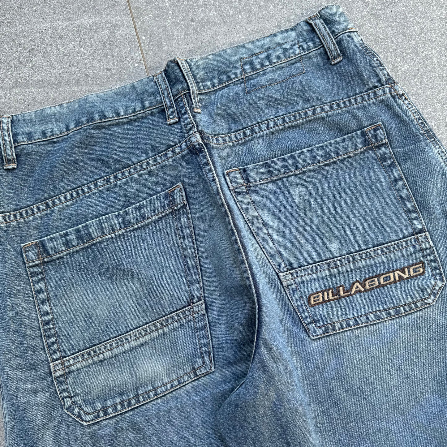 clean billabong jorts - 32”