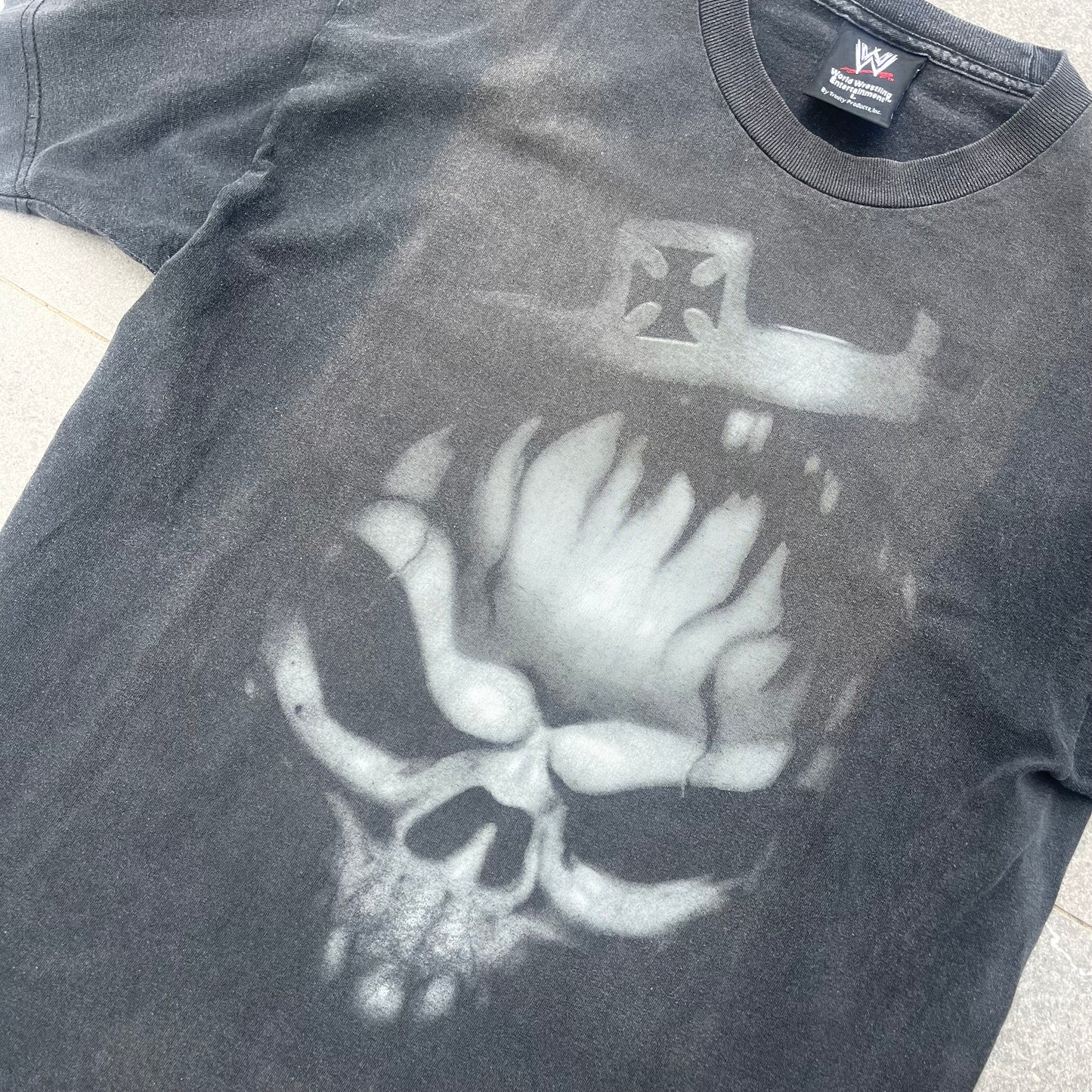 2002 WWE skull tee - L