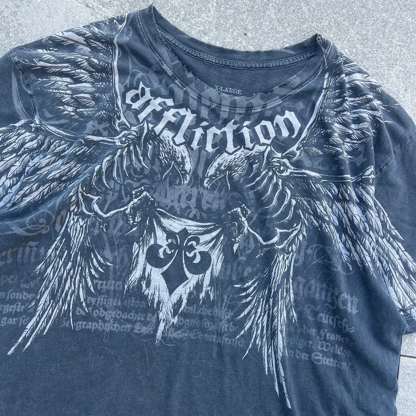 2000s affliction tee - XL