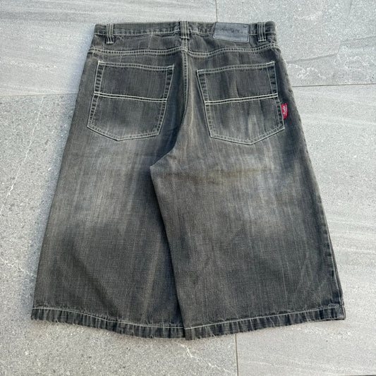 perfect faded black jorts - 34”