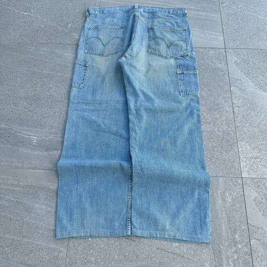 perfect summer levis - 38x31”